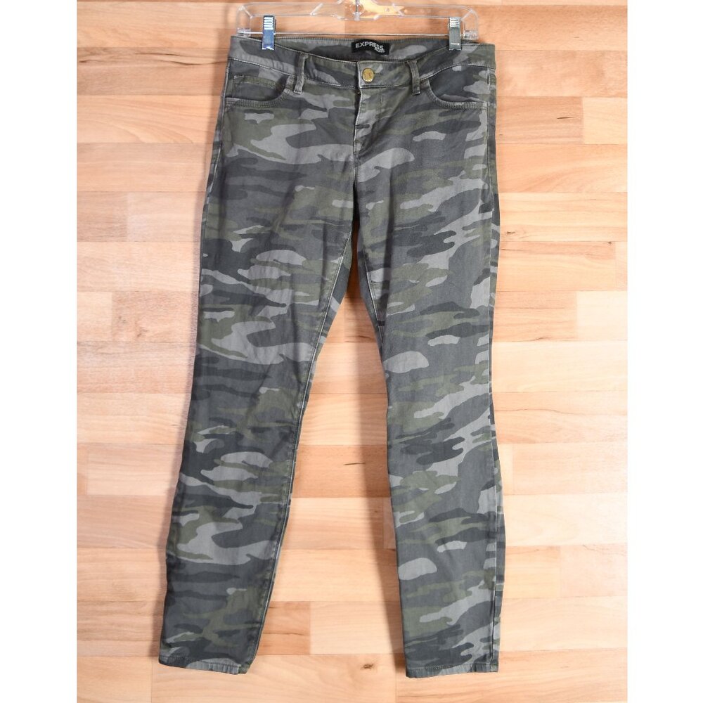 Express women's Jeans Size 8